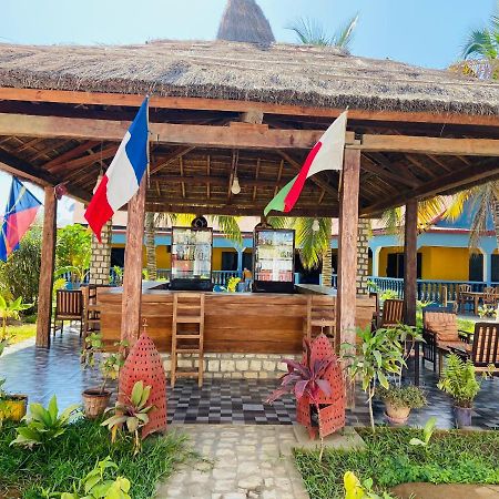 Bohobe Naboty Bed & Breakfast Толиара Екстериор снимка