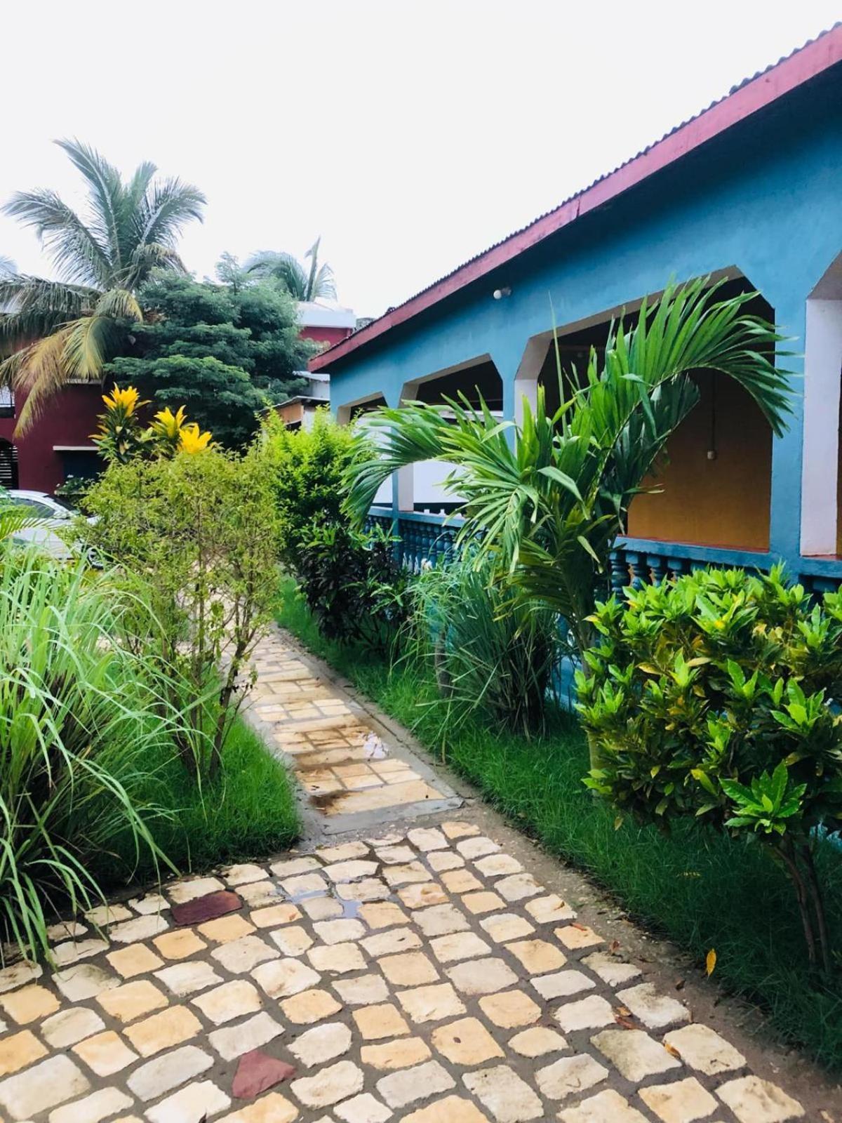 Bohobe Naboty Bed & Breakfast Толиара Екстериор снимка