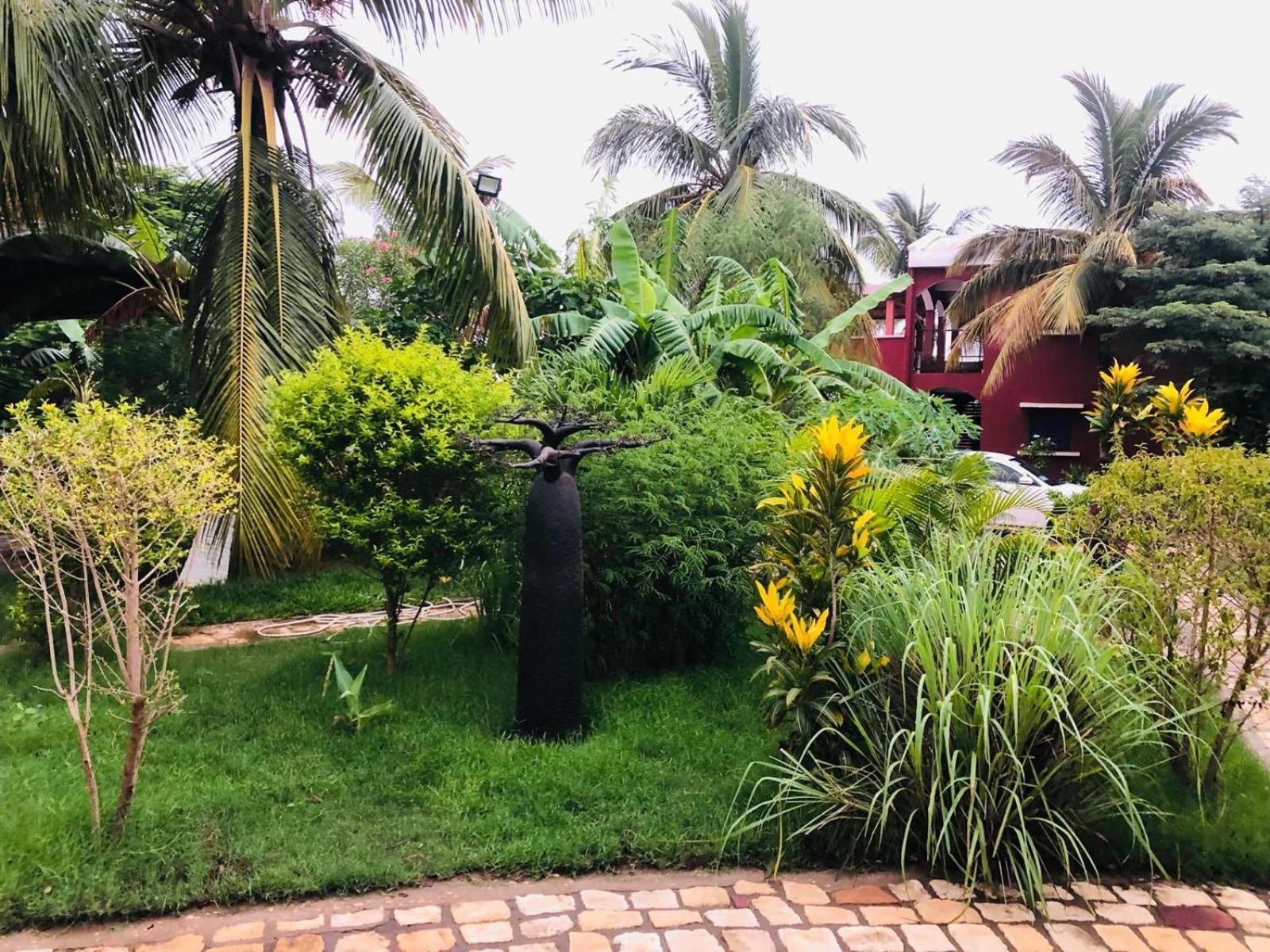 Bohobe Naboty Bed & Breakfast Толиара Екстериор снимка